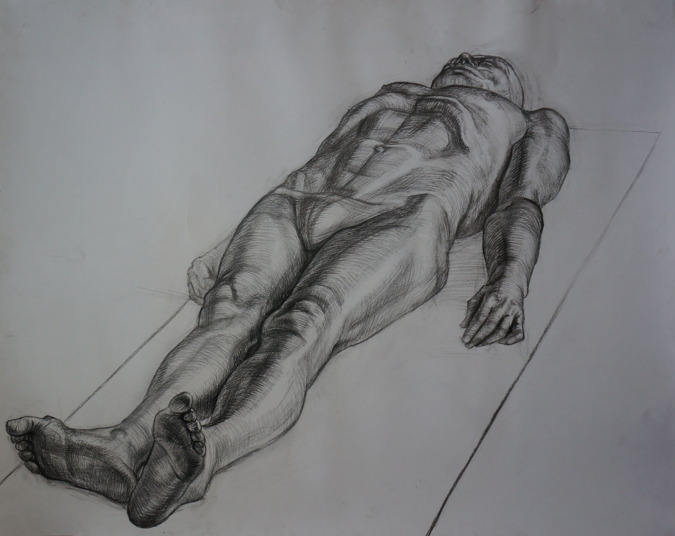 Понятие натура. Лежащая фигура человека. Набросок лежащего человека. Зарисовки фигуры человека.